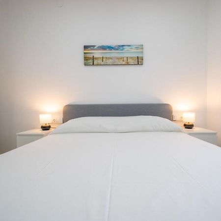 Homeholidaysrentals Chiara - Costa Brava Blanes Esterno foto